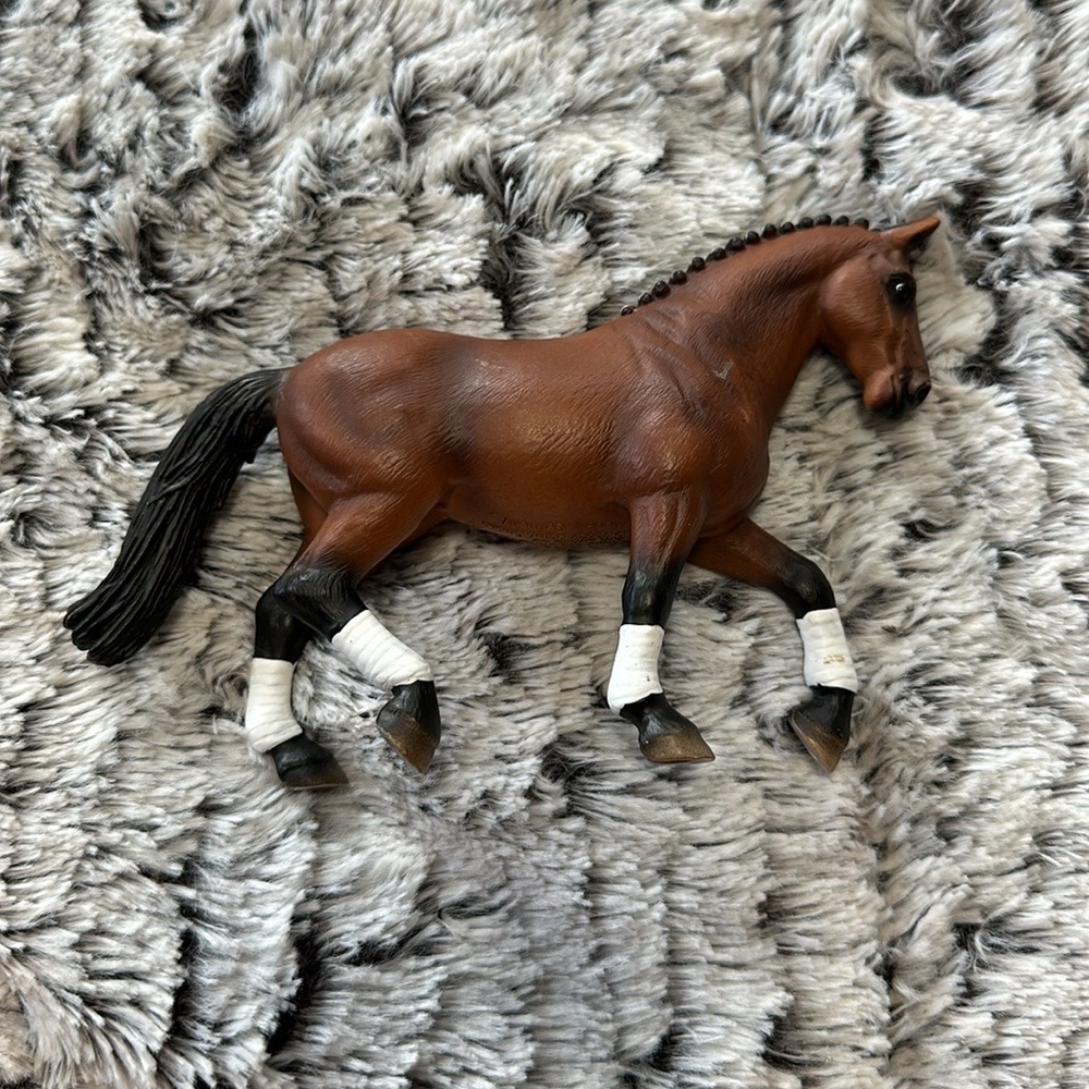 Hanoverian Dressage Mare - Schleich Horse
